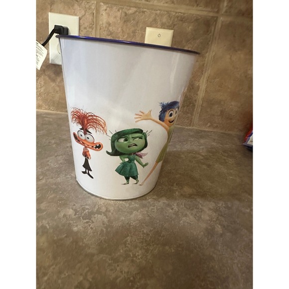Disney Pixar‎ Inside Out 2 Movie Theater Popcorn Bucket Golden Link - Picture 2 of 8
